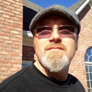 Meet your Posher, Dustin